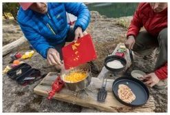 MSR Alpine Deluxe Cutting Board -Camping Soldes msr alpine deluxe cutting board 1