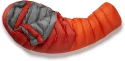 RAB Ascent 900 Down Sleeping Bag Regular -Camping Soldes rab ascent 900 down sleeping bag oxblood red left zip oxblood red 4