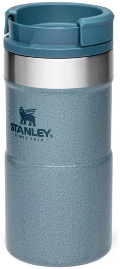 Stanley The NeverLeak Travel Mug 0,25 L 10 Stanley The NeverLeak Travel Mug 0,25 L -Camping Soldes stanley the neverleak travel mug 0 25 l hammertone ice 250 ml hammertone ice 0